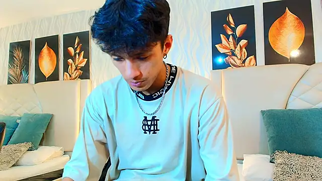 Snapshot of Lean_Portman chatting on 10-16-25, 08:21 Lean Portman online show from 10-16-25, 08:21