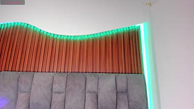 Aliina  Sauvage online show from 10-03-25, 07:33