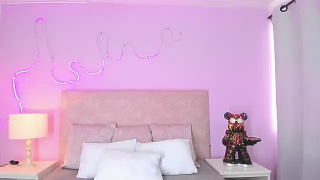 EmaRae1499 online show from 11-10-25, 07:35