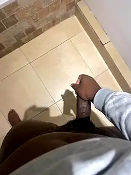 Snapshot of Coquin_R97 chatting on 11-13-25, 12:26 Coquin R97 online show from 11-13-25, 12:26