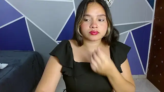 Charlotte greyx online show from 10-07-25, 05:54