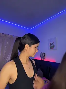 Ashley and Zoe online show from 03-23-26, 06:01