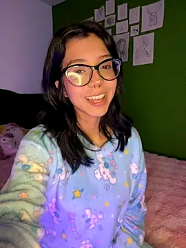 Valen-Foxx online show from 10-07-25, 05:59