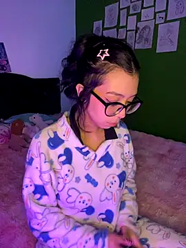 Valen-Foxx online show from 10-12-25, 05:39