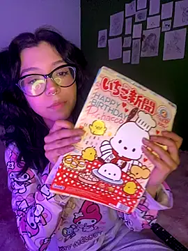 Valen-Foxx online show from 10-19-25, 05:30