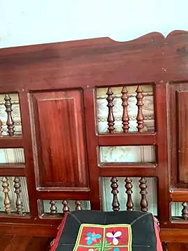 July-y online show from 09-12-25, 02:22