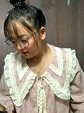 July-y online show from 09-27-25, 03:00