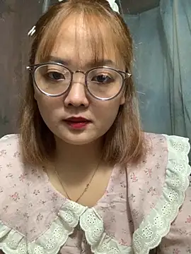 July-y online show from 09-29-25, 03:00