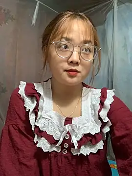 July-y online show from 10-18-25, 01:19