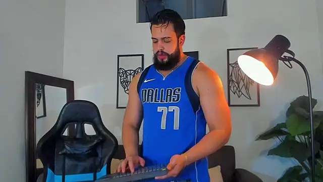 Justin kingX7 online show from 06-18-26, 06:02