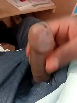 Snapshot of blackdick44 chatting on 09-10-25, 07:08 blackdick44 online show from 09-10-25, 07:08