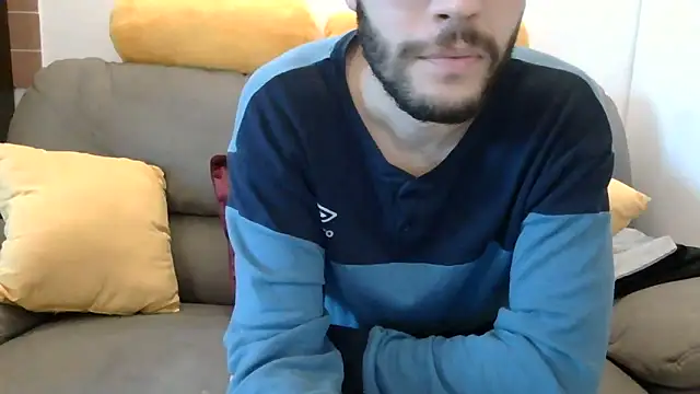 Amicisegreti online show from 11-27-25, 06:37