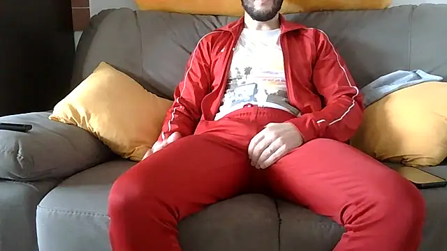 Amicisegreti online show from 12-03-25, 10:24