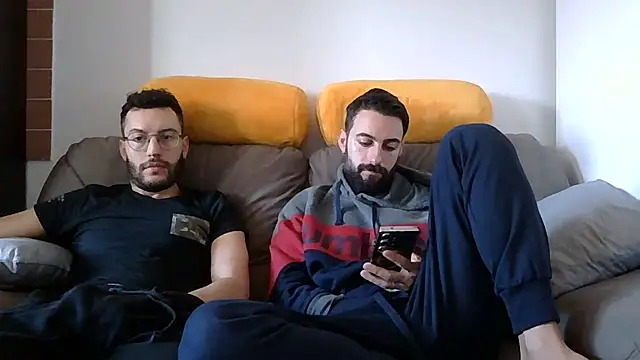 Snapshot of Amicisegreti chatting on 02-17-26, 09:17 Amicisegreti online show from 02-17-26, 09:17