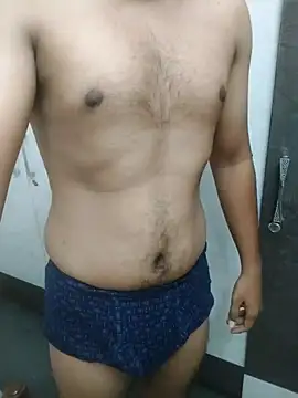 Snapshot of mommylover5 chatting on 11-30-25, 07:01 mommylover5 online show from 11-30-25, 07:01