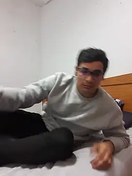 Elcurvo69 online show from 05-09-26, 11:10
