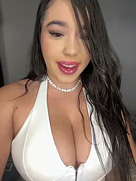 SofiaWildee online show from 03-01-26, 02:02