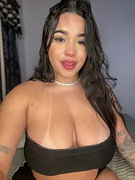 SofiaWildee online show from 04-18-26, 02:15