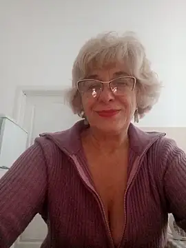 52MiaLove02 online show from 10-17-25, 04:48