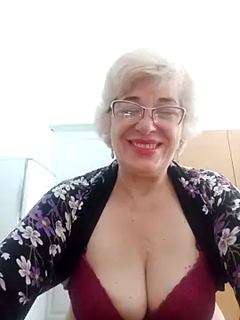 52MiaLove02 online show from 06-15-26, 04:47