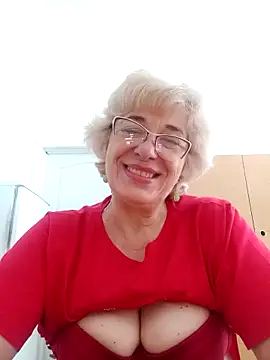 52MiaLove02 online show from 06-19-26, 04:50
