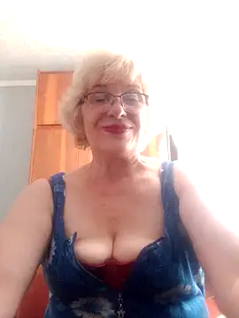 52MiaLove02 online show from 07-10-26, 03:14
