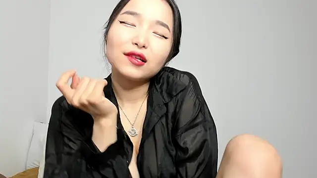 Soyun Mia online show from 02-23-26, 01:41