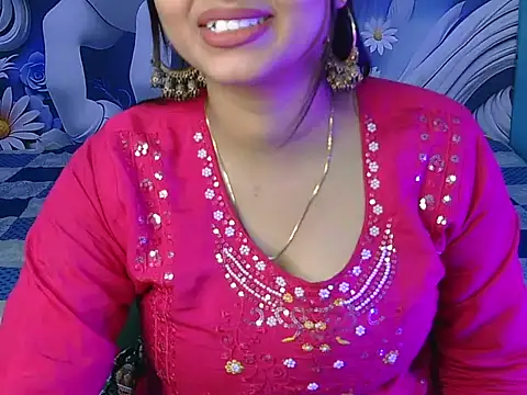 priya-kumari22 online show from 04-01-26, 12:50