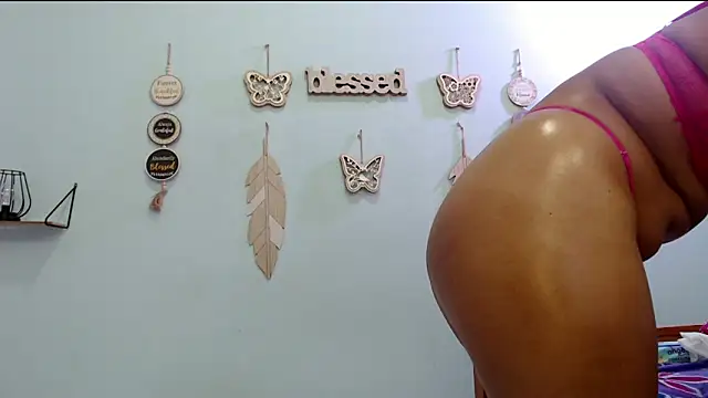 ashlyanaldeep18 online show from 03-08-26, 02:26