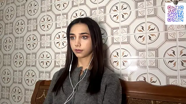 LinaMour online show from 11-19-25, 10:10