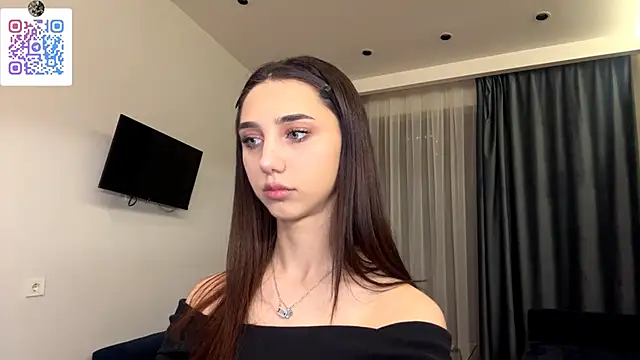 LinaMour online show from 12-22-25, 10:18