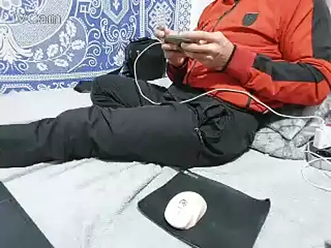 yazinyazin1 online show from 02-14-26, 02:47