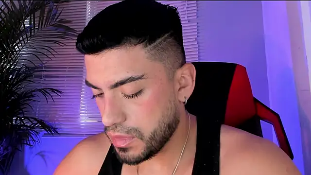 Alexander Diiaz online show from 09-26-25, 12:42