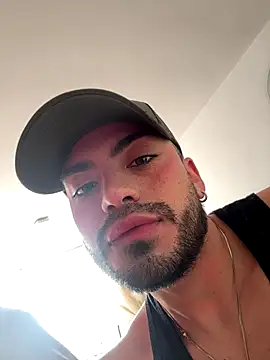 Alexander Diiaz online show from 09-28-25, 02:00