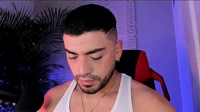 Alexander Diiaz online show from 10-06-25, 10:45