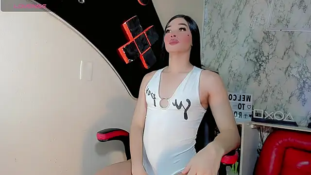 Snapshot of Candy_Walker_ chatting on 09-24-25, 07:17 Candy Walker online show from 09-24-25, 07:17