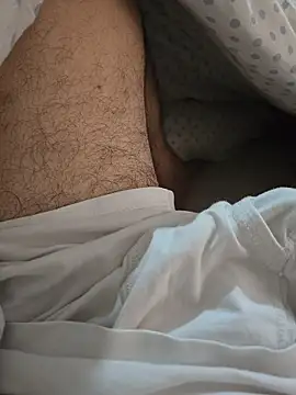 Snapshot of sisman31 chatting on 10-25-25, 05:48 sisman31 online show from 10-25-25, 05:48