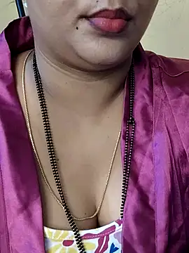 Snapshot of Angel0731 chatting on 04-30-26, 11:42 Angel0731 online show from 04-30-26, 11:42