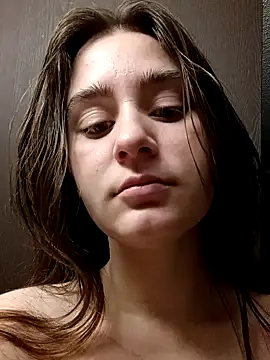 freakylittlebitch69 online show from 10-08-25, 03:09