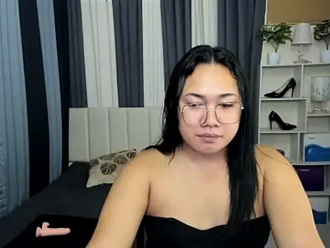 TsUncutKaren online show from 02-13-26, 06:09