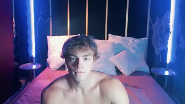 ChaseMuscular online show from 09-21-25, 10:28