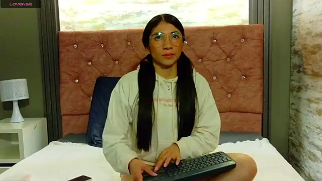 Aurora jones11 online show from 09-09-25, 04:01