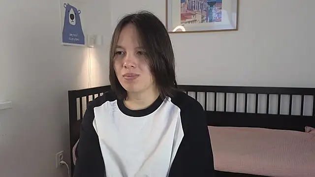 CamelliaDuford online show from 09-11-25, 04:45