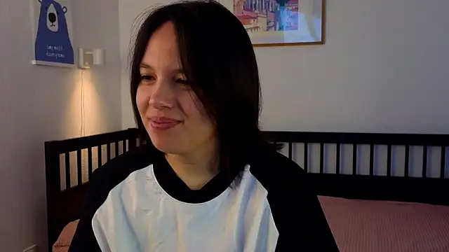 CamelliaDuford online show from 09-12-25, 04:23