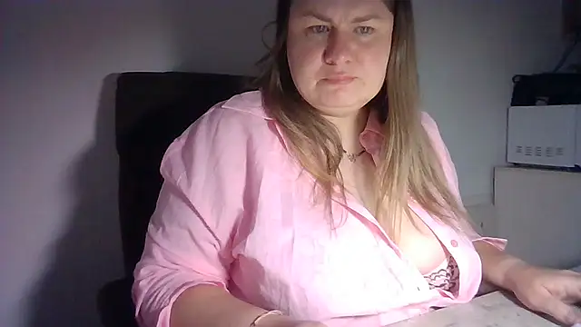 Snapshot of MartaXLove chatting on 09-14-25, 03:55 MartaXLove online show from 09-14-25, 03:55