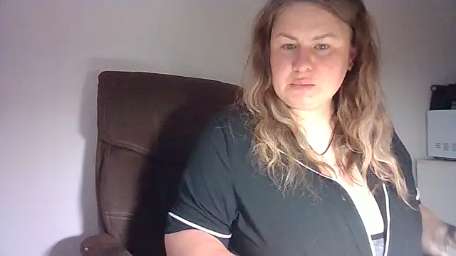 Snapshot of MartaXLove chatting on 09-21-25, 02:19 MartaXLove online show from 09-21-25, 02:19