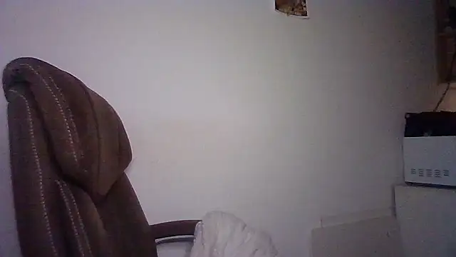 Snapshot of MartaXLove chatting on 10-18-25, 05:35 MartaXLove online show from 10-18-25, 05:35