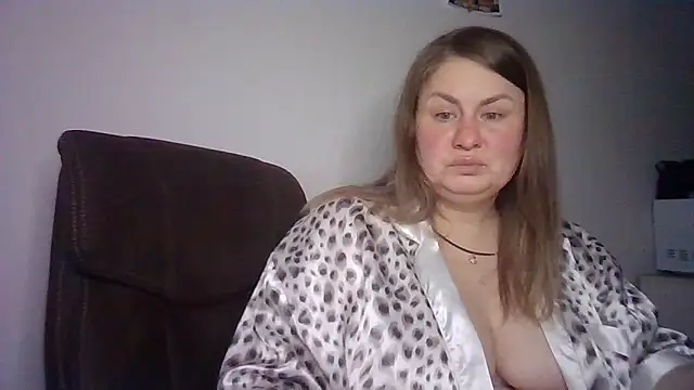 Snapshot of MartaXLove chatting on 10-22-25, 05:56 MartaXLove online show from 10-22-25, 05:56