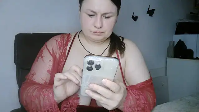 Snapshot of MartaXLove chatting on 06-12-26, 04:50 MartaXLove online show from 06-12-26, 04:50