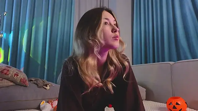 Snapshot of AngelicRice chatting on 10-18-25, 12:28 AngelicRice online show from 10-18-25, 12:28